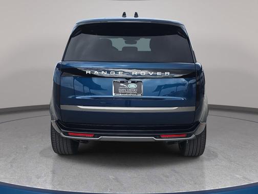 2026 Land Rover Range Rover SE
