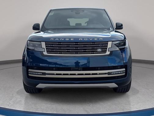 2026 Land Rover Range Rover SE