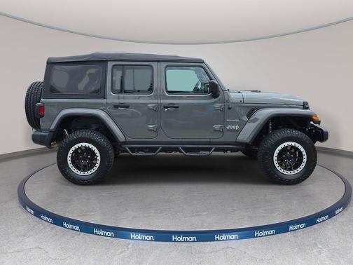 Sting-Gray Clearcoat 2018 Jeep Wrangler Unlimited Sahara