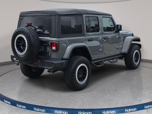 Sting-Gray Clearcoat 2018 Jeep Wrangler Unlimited Sahara