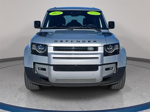 2023 Land Rover Defender SE