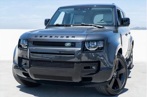 2025 Land Rover Defender X-Dynamic SE