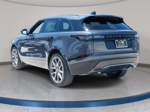 2026 Land Rover Range Rover Velar Dynamic SE