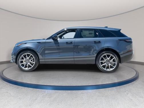 2026 Land Rover Range Rover Velar Dynamic SE