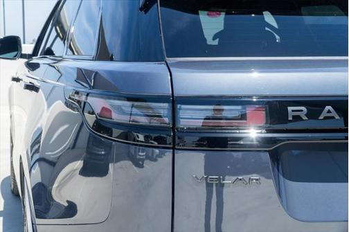 2026 Land Rover Range Rover Velar Dynamic SE