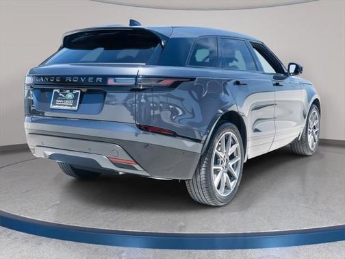 2026 Land Rover Range Rover Velar Dynamic SE