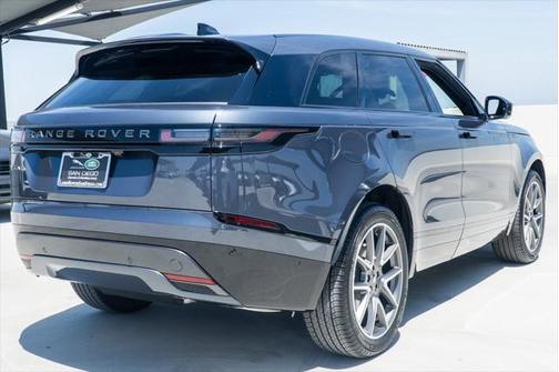 2026 Land Rover Range Rover Velar Dynamic SE