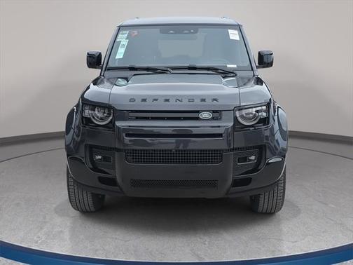 2025 Land Rover Defender X-Dynamic SE