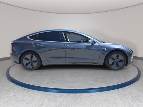 Gray 2018 Tesla Model 3 Long Range