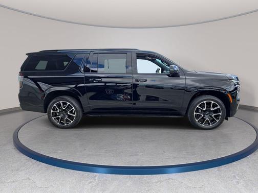 Black 2025 Chevrolet Suburban RST