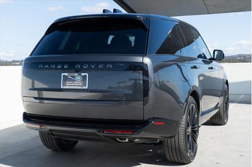 2025 Land Rover Range Rover Autobiography