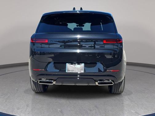 Santorini Black 2026 Land Rover Range Rover Sport SE