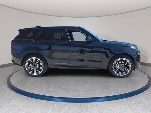 Santorini Black 2026 Land Rover Range Rover Sport SE