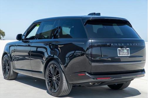 2024 Land Rover Range Rover Autobiography