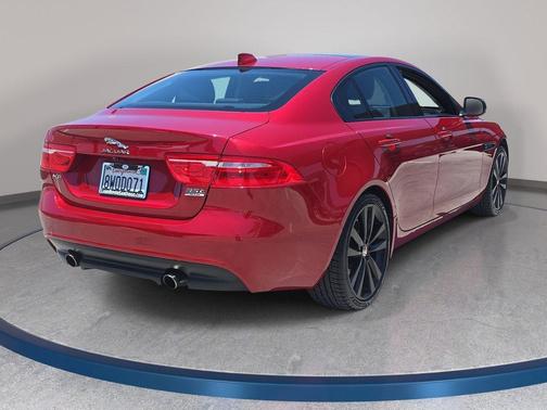 Italian Racing Red Metallic 2017 Jaguar XE 35t Prestige