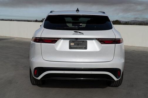 Fuji White 2025 Jaguar F-PACE P250 R-Dynamic S