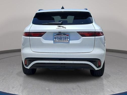 Fuji White 2025 Jaguar F-PACE P250 R-Dynamic S