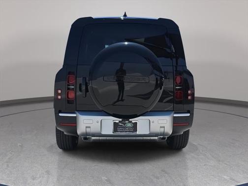 2025 Land Rover Defender S