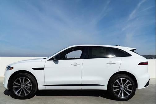 2025 Jaguar F-PACE P250
