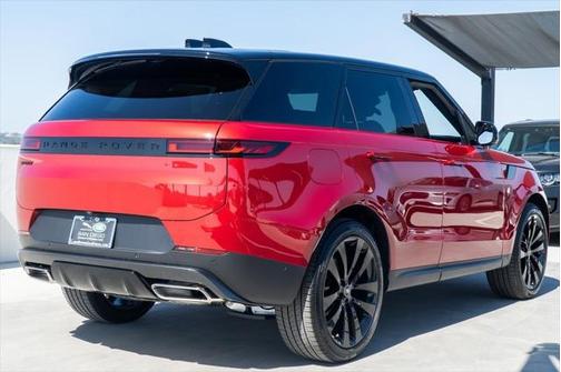 2025 Land Rover Range Rover Sport SE