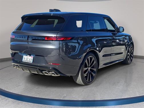 2025 Land Rover Range Rover Sport SE