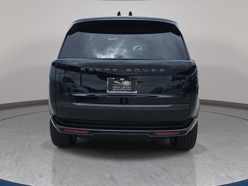 British Green 2026 Land Rover Range Rover SE