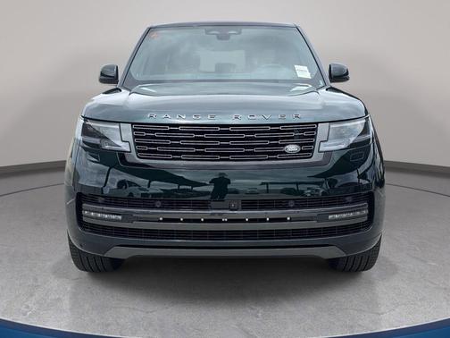 British Green 2026 Land Rover Range Rover SE