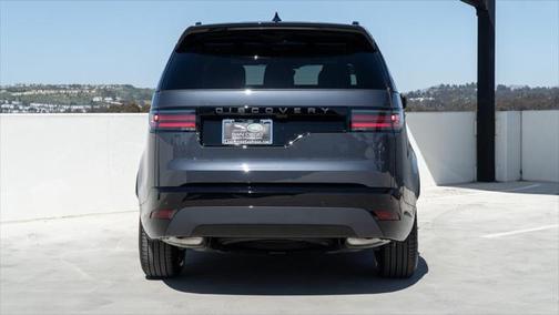 2024 Land Rover Discovery Dynamic SE
