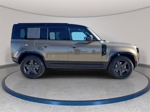 2026 Land Rover Defender X-Dynamic SE