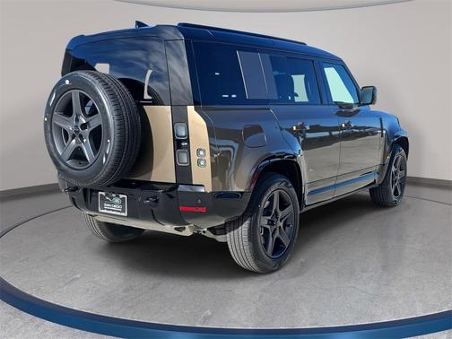 2026 Land Rover Defender X-Dynamic SE