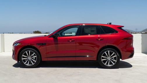 Desire Deep Red Gloss 2025 Jaguar F-PACE P250 R-Dynamic S