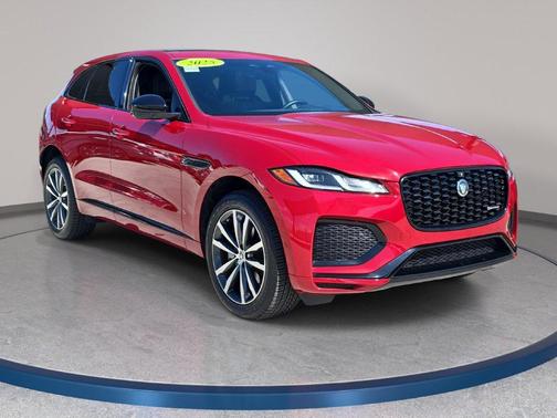 Firenze Red Metallic 2025 Jaguar F-PACE P250 R-Dynamic S