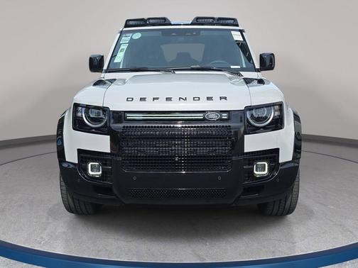 Borasco Gray Metallic 2026 Land Rover Defender X-Dynamic SE
