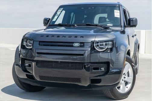 2025 Land Rover Defender X-Dynamic SE