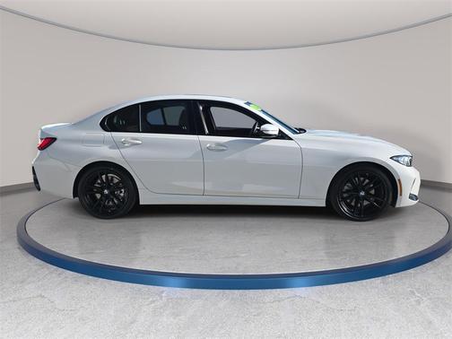 2024 BMW 330 330i