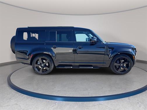 2025 Land Rover Defender X-Dynamic SE