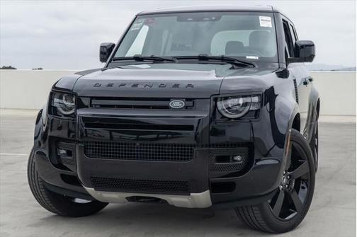 2025 Land Rover Defender 110 V8
