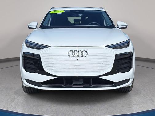 2025 Audi Q6 e-tron Premium Plus