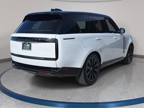 2025 Land Rover Range Rover SE