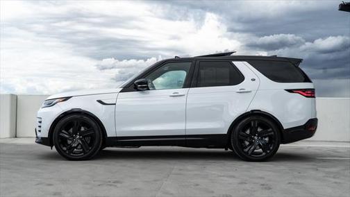 2023 Land Rover Discovery HSE R-Dynamic