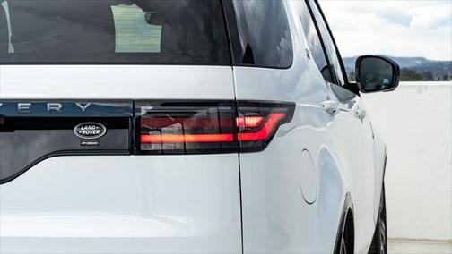 2023 Land Rover Discovery HSE R-Dynamic