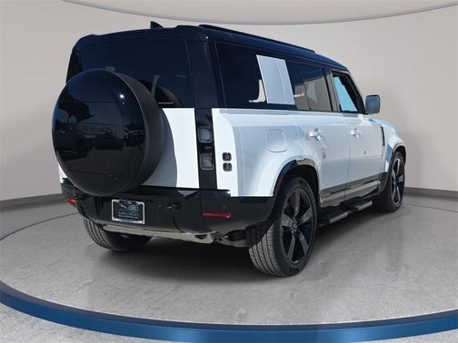 2026 Land Rover Defender X-Dynamic SE