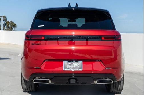 2025 Land Rover Range Rover Sport SE