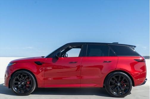 2025 Land Rover Range Rover Sport SE