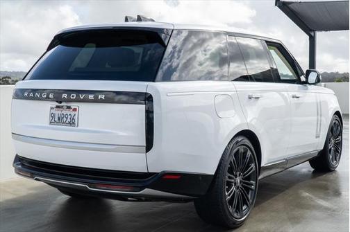 2024 Land Rover Range Rover Autobiography