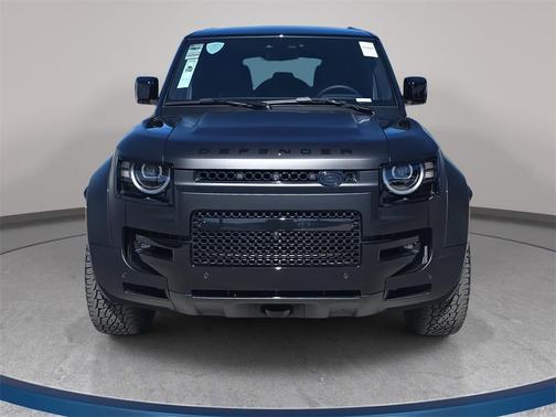 2026 Land Rover Defender 110 V8