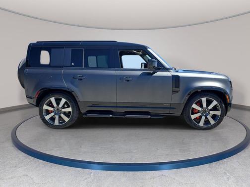 Carpathian Grey Prem Met 2026 Land Rover Defender X