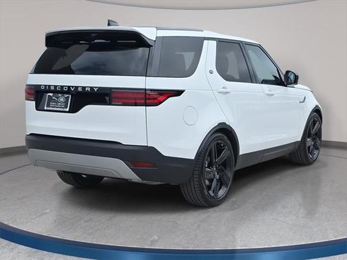 2025 Land Rover Discovery S