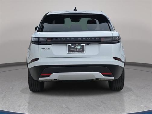 2026 Land Rover Range Rover Velar Dynamic SE