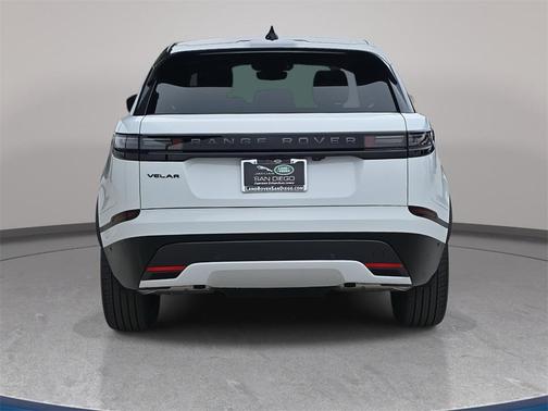 2026 Land Rover Range Rover Velar Dynamic SE